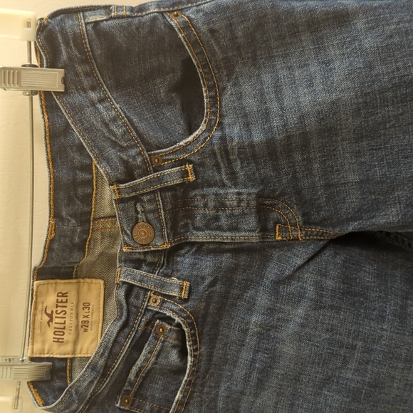 Hollister men's jeans - Picture 2 of 4